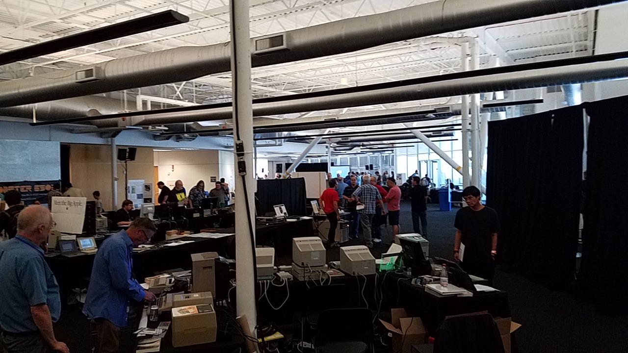 2017-08-06-vcfw-show-crowd-4